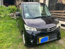 2010 Nissan ROOX