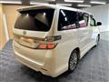 2013 Toyota Vellfire