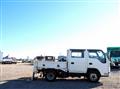 2016 Isuzu Elf Truck