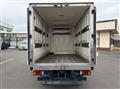 2012 Isuzu Elf Truck