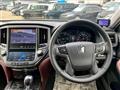 2013 Toyota Crown Hybrid