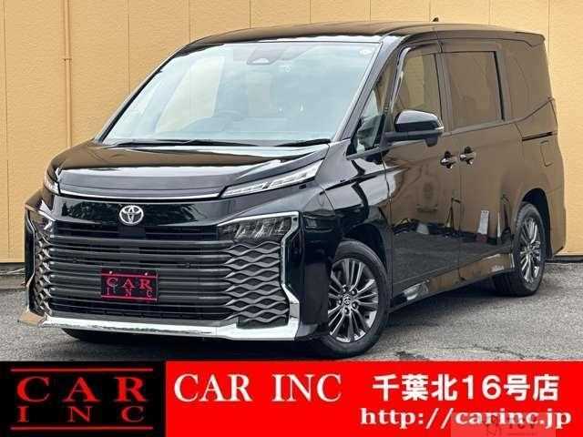 2023 Toyota Voxy