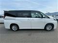 2022 Toyota Noah