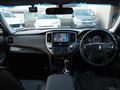 2013 Toyota Crown Hybrid
