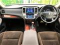 2015 Toyota Crown Hybrid