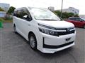 2017 Toyota Voxy