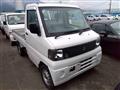 2002 Mitsubishi Minicab Truck