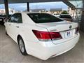 2015 Toyota Crown Hybrid