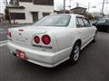2000 Nissan Skyline