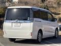2017 Toyota Voxy