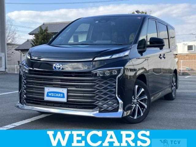 2023 Toyota Voxy