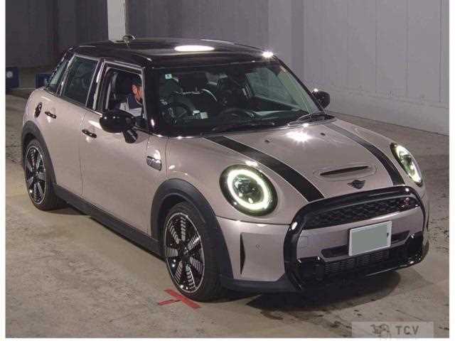 2022 BMW MINI