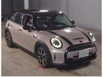 2022 BMW MINI