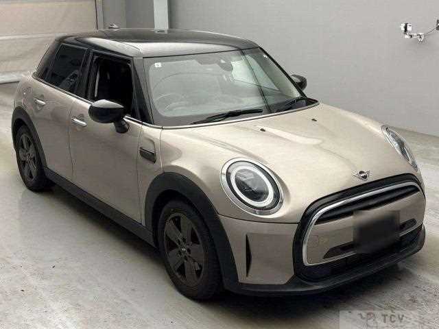 2021 BMW MINI