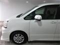 2010 Toyota Voxy