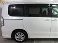 2010 Toyota Voxy