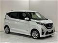 2022 Nissan Nissan Others