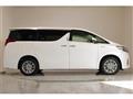 2019 Toyota Alphard Hybrid