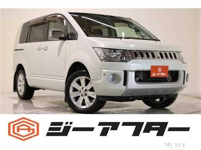 2016 Mitsubishi Delica D5
