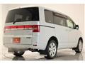 2016 Mitsubishi Delica D5