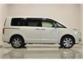 2019 Mitsubishi Delica D5
