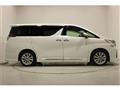 2017 Toyota Vellfire