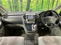 2004 Toyota Alphard G