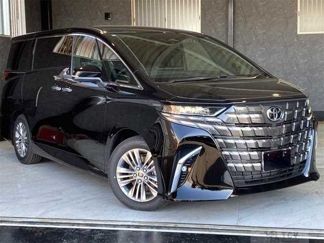 2026 Toyota Alphard Hybrid