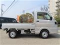 2026 Nissan Clipper Truck