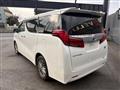 2019 Toyota Alphard Hybrid