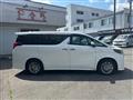 2018 Toyota Alphard Hybrid