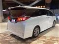 2023 Toyota Alphard Hybrid