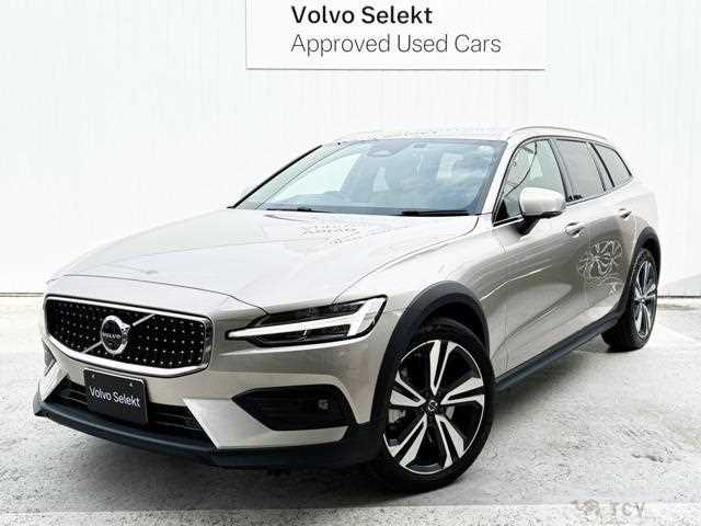 2023 Volvo V60