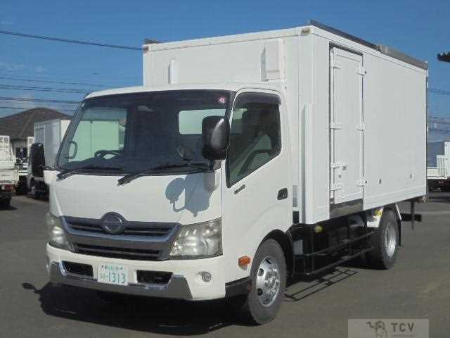 2013 Hino Dutro