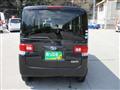 2011 Daihatsu Tanto