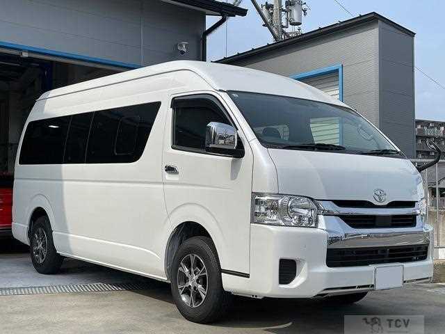 2025 Toyota Hiace Wagon
