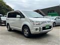 2013 Mitsubishi Delica D5