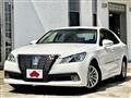 2013 Toyota Crown Hybrid