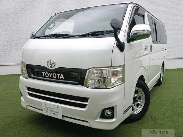 2010 Toyota Regiusace Van