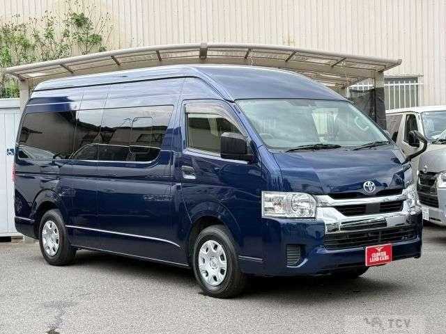 2022 Toyota Hiace Van