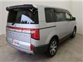 2019 Mitsubishi Delica D5