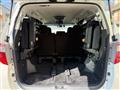 2013 Toyota Alphard G