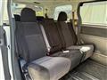 2013 Toyota Alphard G