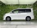 2013 Toyota Voxy