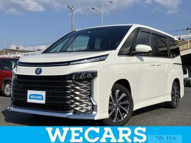 2023 Toyota Voxy
