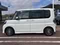2017 Daihatsu Tanto