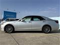 2013 Toyota Crown Hybrid