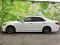 2017 Toyota Crown Hybrid