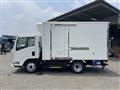 2018 Isuzu Elf Truck