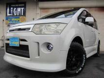 2009 Mitsubishi Delica D5